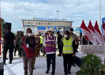 Jokowi : Jalan Tol Serang-Panimbang akan Jadi Pengungkit Ekonomi Banten