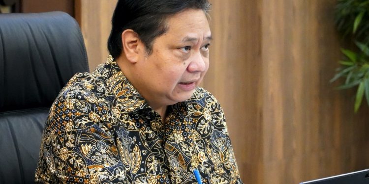 Ekonomi Nasional 2022 Optimis Tumbuh, Airlangga: Tetap Waspada dengan Pengendalian Covid-19
