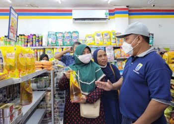 Disperindag Sidak Ritel Modern, Pastikan Stok Minyak Goreng Premium Subsidi Aman