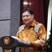 Beri Penghargaan KUR, Menko Airlangga Ungkap Capaian KUR 2021