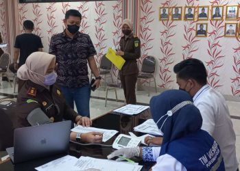 Puluhan Pegawai Kejari Lebak di Booster