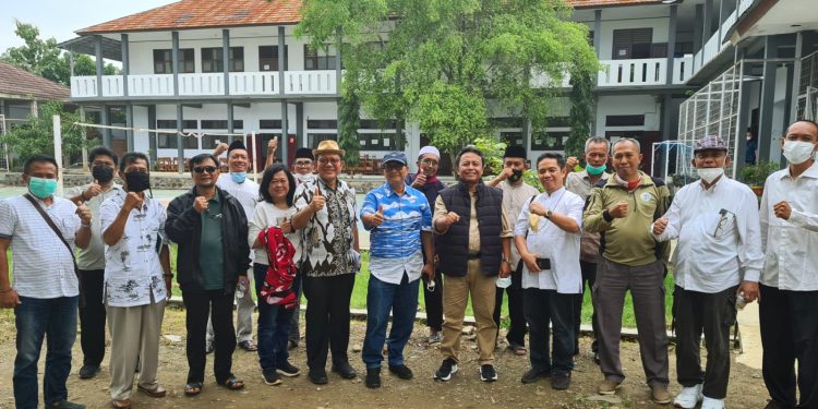 IBIMA dan Komunitas MadeinITB Kembangkan Integrated Farming
