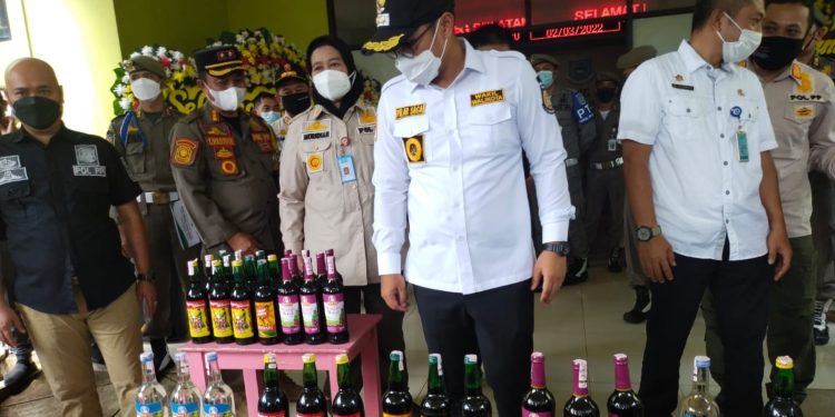 Bandar Miras Dibekuk Setelah 10 Tahun Edarkan Miras