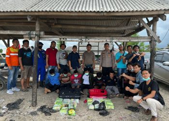 Polres Pandeglang Amankan 23 Kilogram Sabu di Pantai Sumur