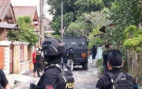 Densus Tangkap Terduga Teroris di Sepatan Tangerang