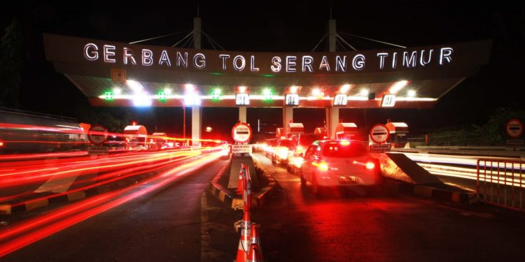 29 April Puncak Arus Mudik, Tol Tangerang-Merak 184.290 Kendaraan Bakal Melintas