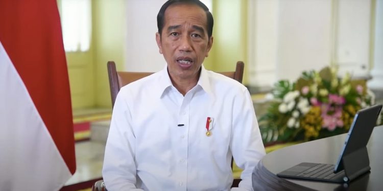 Covid-19 Terkendali, Presiden Jokowi Perbolehkan Masyarakat Tak Pakai Masker di Ruang Terbuka