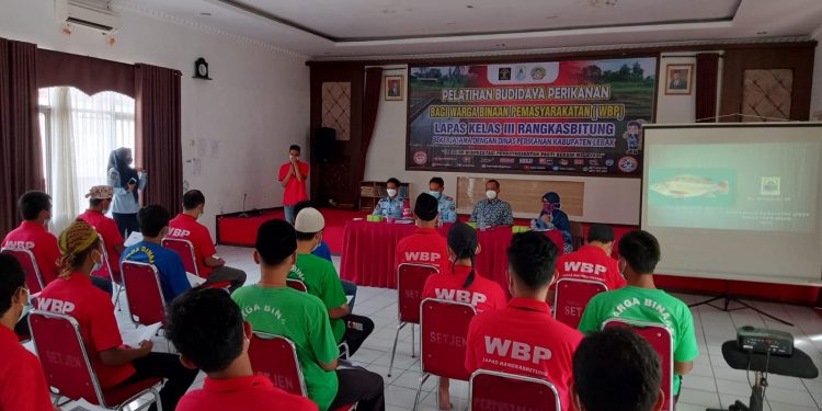 Puluhan Warga Binaan di Lapas Rangkasbitung Dilatih Budidaya Ikan