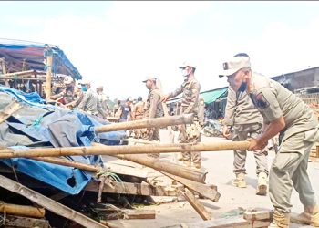 Puluhan PKL di Pasar Kranggot Ditertibkan