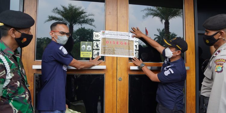 Pemkab Tangerang Segel Holywings di Kelapa Dua dan Pagedangan