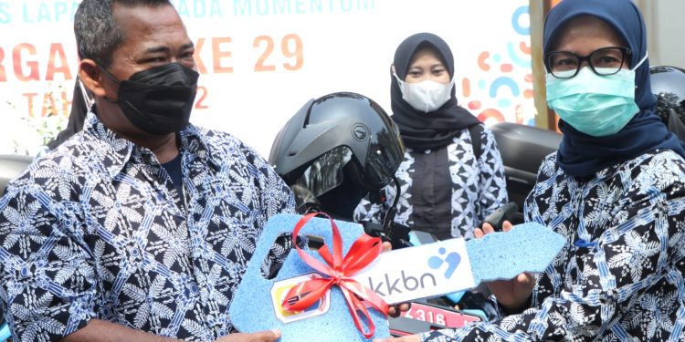 Tuntaskan Stunting, Pemkab Lebak Bekali Puluhan Penyuluh KB Motor Dinas
