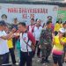 Peringatan HUT Bhayangkara ke-76, Apdesi dan Muspika Petir Potong Tumpeng di Alun-alun