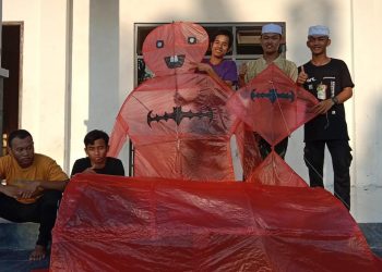 Ponpes Bait Et-Tauhied Kota Serang Gelar Festival Layang-Layang