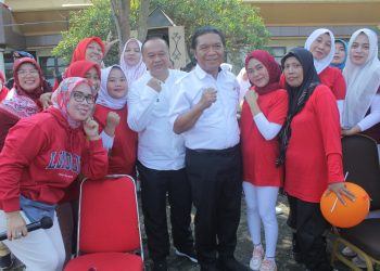 Pegawai Pemprov Asyik Lomba Agustusan, Pj Gubernur Banten : Saya Senang Lihat Para Pegawai Guyub