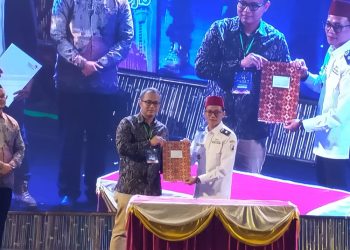 Resmi Dilantik Bupati, Apdesi Lebak Komitmen Atasi Desa Tertinggal