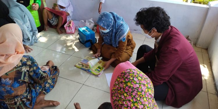 Mahasiswa Untirta Partisipasi Bulan Imunisasi Anak Nasional