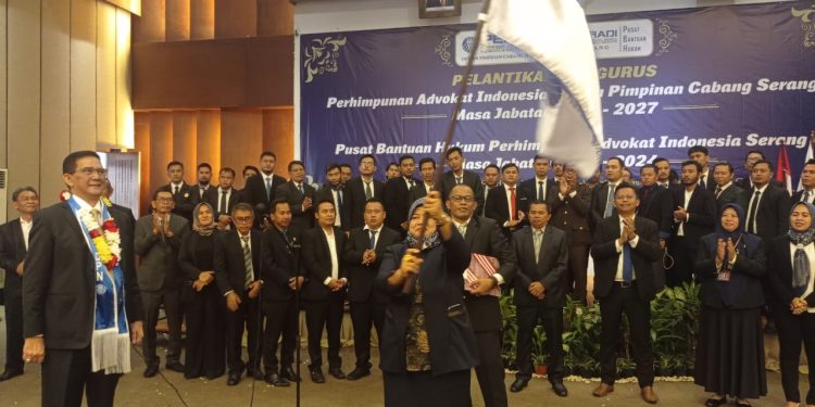 Pengurus DPC Peradi Serang Dilantik
