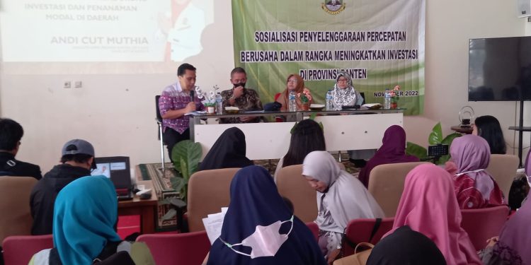 Ciptakan Ekosistem Investasi yang Mudah dan Ramah, DPMPTSP Provinsi Banten Sosialisasikan Perizinan Berbasis Risiko