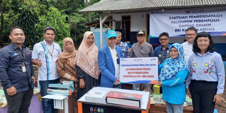 BRI Cabang Labuan Berikan Bantuan Pemberdayaan Kepada Kelompok Perempuan