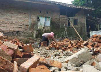 Belasan Rumah Warga Rusak Akibat Pergerakan Tanah, BPBD Lebak Enggan Buat Tenda Pengungsian