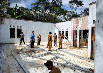 Tingkatkan Pelayanan kepada Masyarakat, Kantor Desa Tapos Pandeglang Direhab