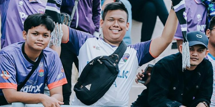 Cegah Insiden Pelemparan Batu Tak Kembali Terjadi, Koordinator Fans Persita Adakan Pertemuan Bersama Kelompok Suporter