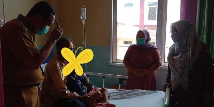 Dijenguk Bupati, Anak Berkebutuhan Khusus Jalani Pengobatan di RSUD Berkah