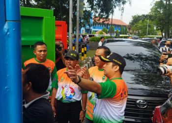 Atasi Masalah Sampah, Pemkot Tangerang Luncurkan Tiga Truk Pemilah Sampah