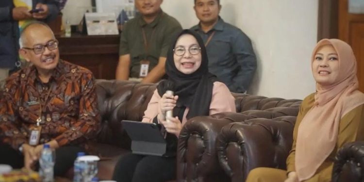 Bupati Pandeglang Irna Narulita Minta Kepala OPD Kooperatif dengan BPK
