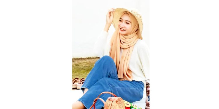 Celana Levis Tetap Stylish