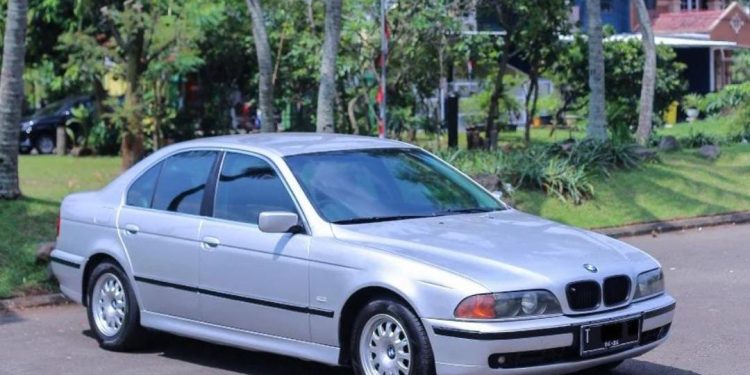 Bikin Ngiler Mobil Murah di Bawah Seratus Jutaan, Cocok Buat Mahasiswa