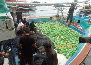 Delapan Nelayan Asal Iran Bawa Sabu-sabu 309 Kilogram