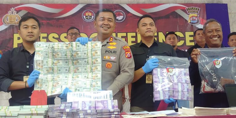 Pengedar Uang Palsu di Cilegon Diamankan, Barang Bukti Capai Rp10 Miliar