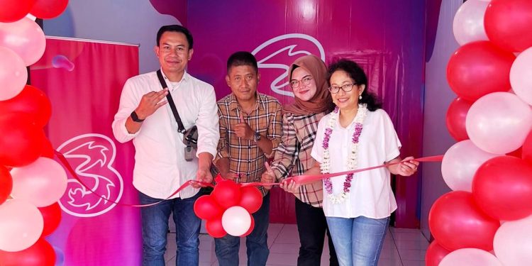 IOH Luncurkan Mini 3Store di Pandeglang