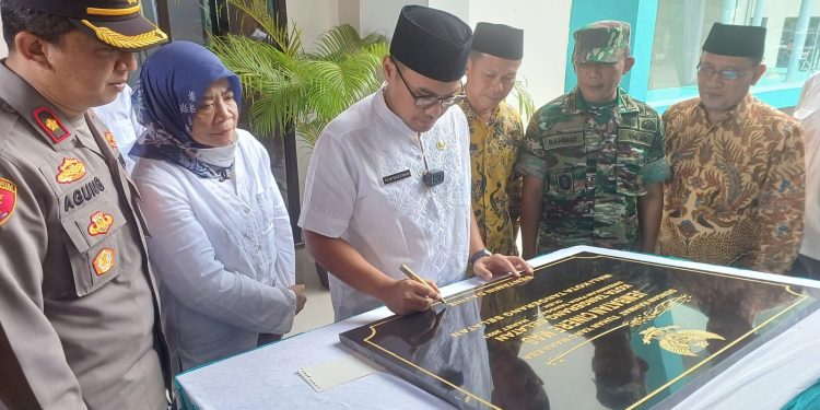Kantor Kecamatan Ciputat Timur Diresmikan, Pilar: Rasanya Daerah Lain Iri Melihat Kantor Kecamatan Kita Semegah Ini