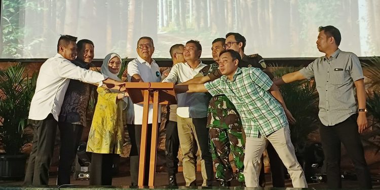 Melalui Program Green and Clean, Kota Tangsel Menuju Kota Lestari