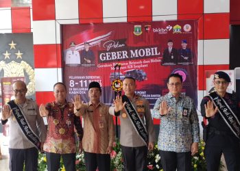 Geber Mobil, Wakapolda Banten Jadi Bapak Asuh Stunting 