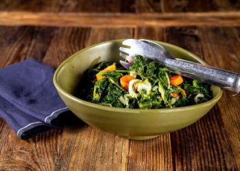 Ngabuburit ke Teluk Labuan, Jangan Lewatkan Bubur Sop, Rumbah Kangkung, dan Otak-otak