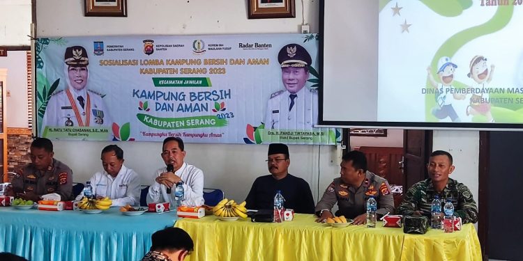Sosialisasi LKBA 2023 di Jawilan, Camat Deni Ingatkan Warga Peduli Kebersihan
