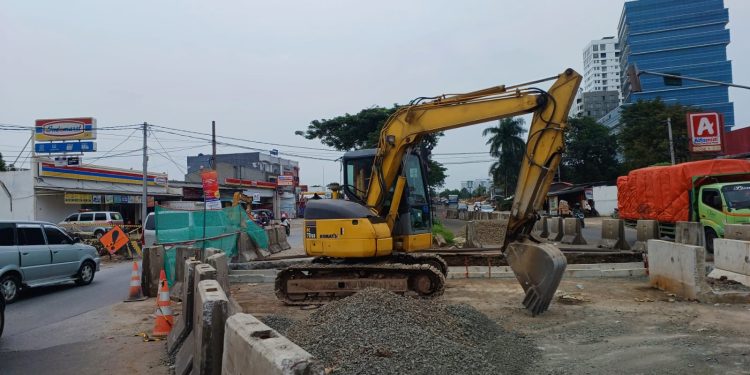 Kemacetan di Tangsel Terjadi karena Proyek Pelebaran Jalan Tak Pernah Tuntas Dikerjakan