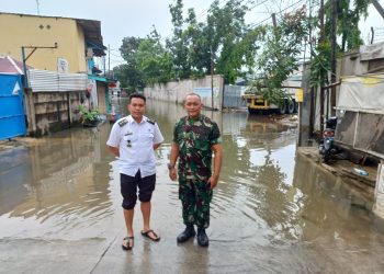 Banjir Putus Jalan Galeong Karawaci Tangerang, Pengendara Putar Arah