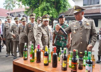 Helldy Perintahkan Satpol PP Tutup Warung dan THM yang Menjual Miras
