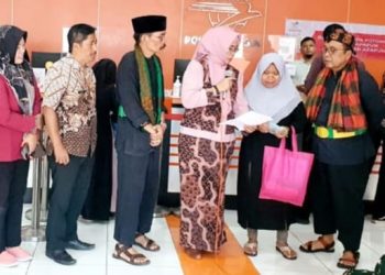 Bantuan Program Sembako dan PKH Cair, 219 Warga Kadomas Dapat Uang Jutaan Rupiah