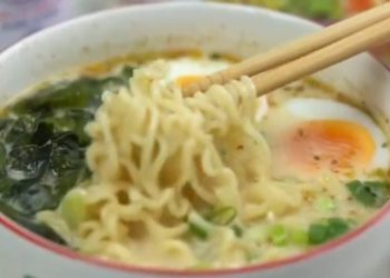 3 Resep Ramen Hack Yang Viral di TikTok, Noodle Lovers Wajib Recook