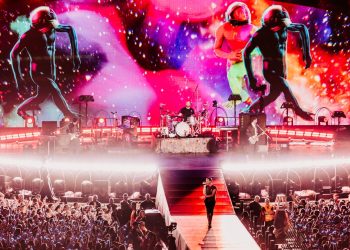 Konsep Outstanding pada Konser Coldplay yang Bisa Bikin Takjub