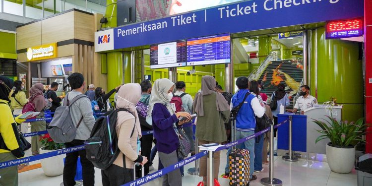 Mudik Naik Kereta pada 14-17 April 2023 Dapat Diskon Tiket hingga 20 Persen