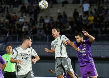 Kalah dari Persita, Medsos Persib Bandung Dibanjiri Hujatan, Netizen: Rungkad Barudak