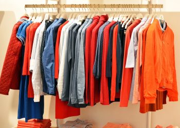 Referensi untuk Beli Baju Lebaran, Inilah 10 Brand Clothing Line Paling Hits 2023