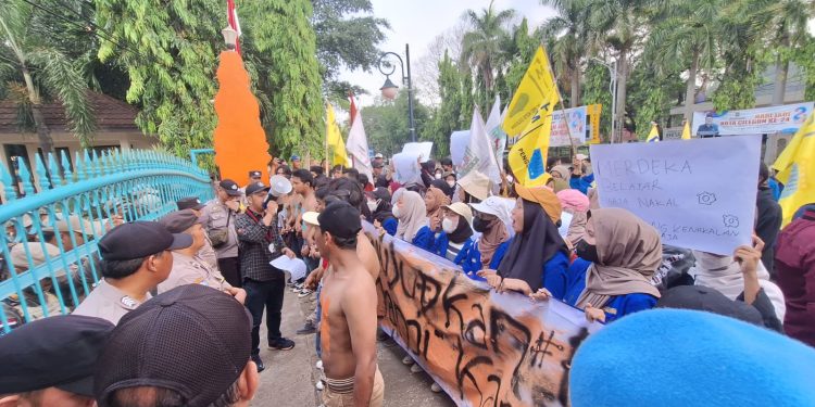 Mahasiswa Anggap Masih Banyak Program Pemkot Cilegon Belum Terealisasi
