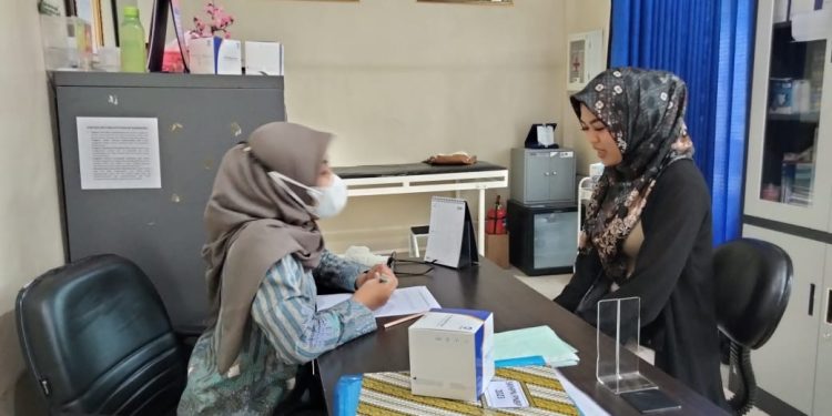 Bacaleg Berbondong-bondong Datangi BNN Untuk Tes Urine